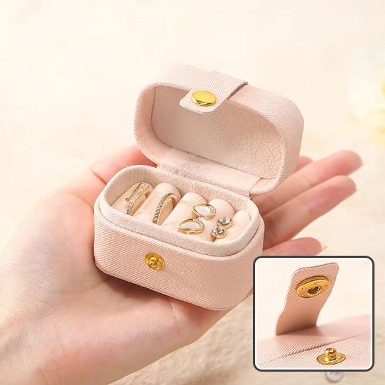 Boite Ă bijoux rose bouton de fermeture
