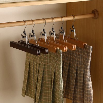Cintre pantalon​ jupes plissées