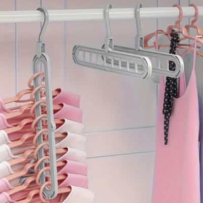 Cintre robes suspendues