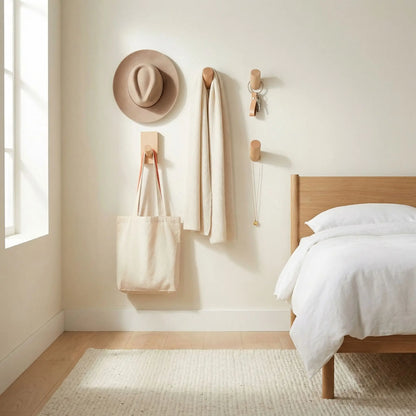 porte manteau bois ligne pure chambre